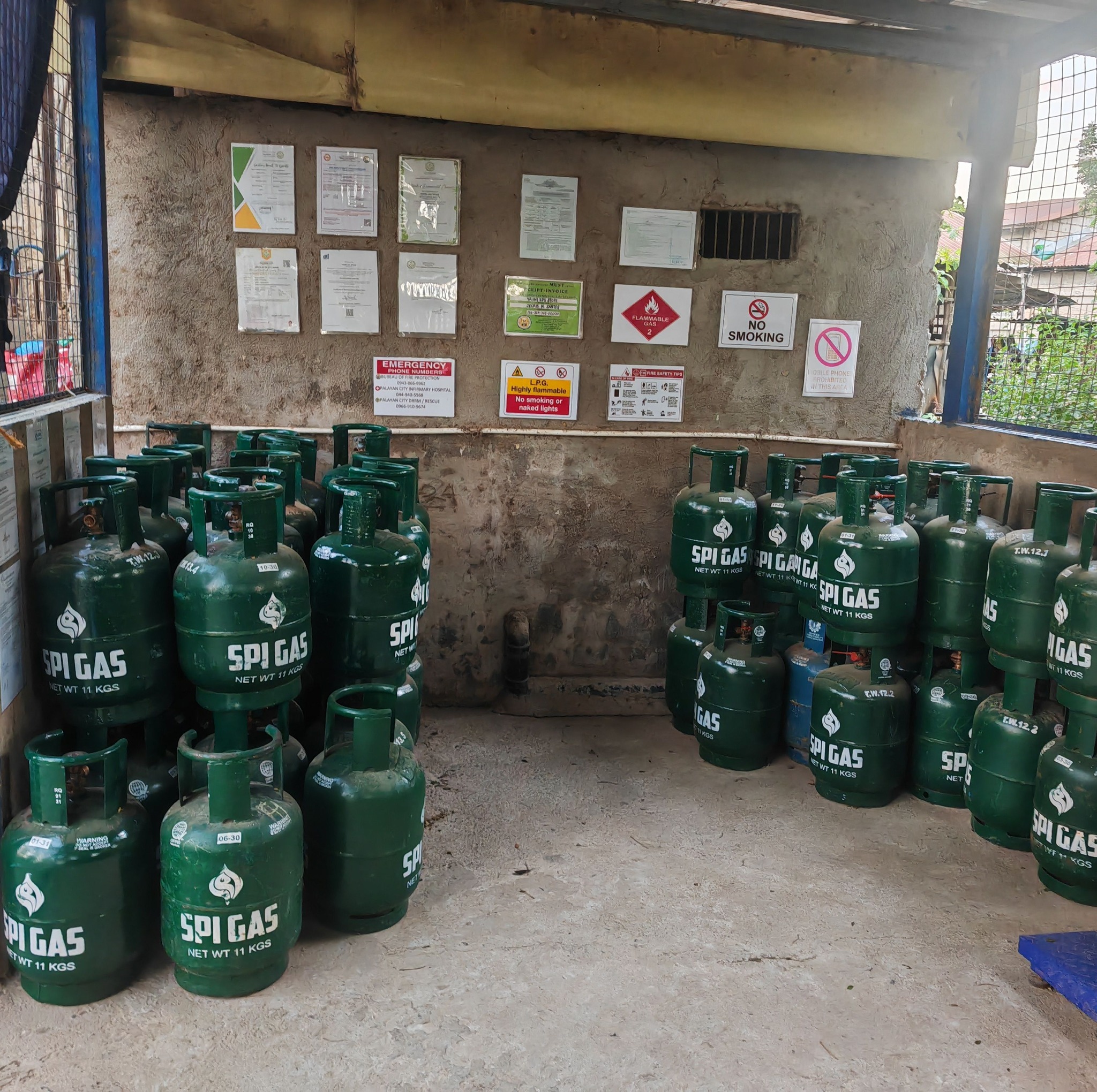 YAHNI LPG STORE | Palayan City
