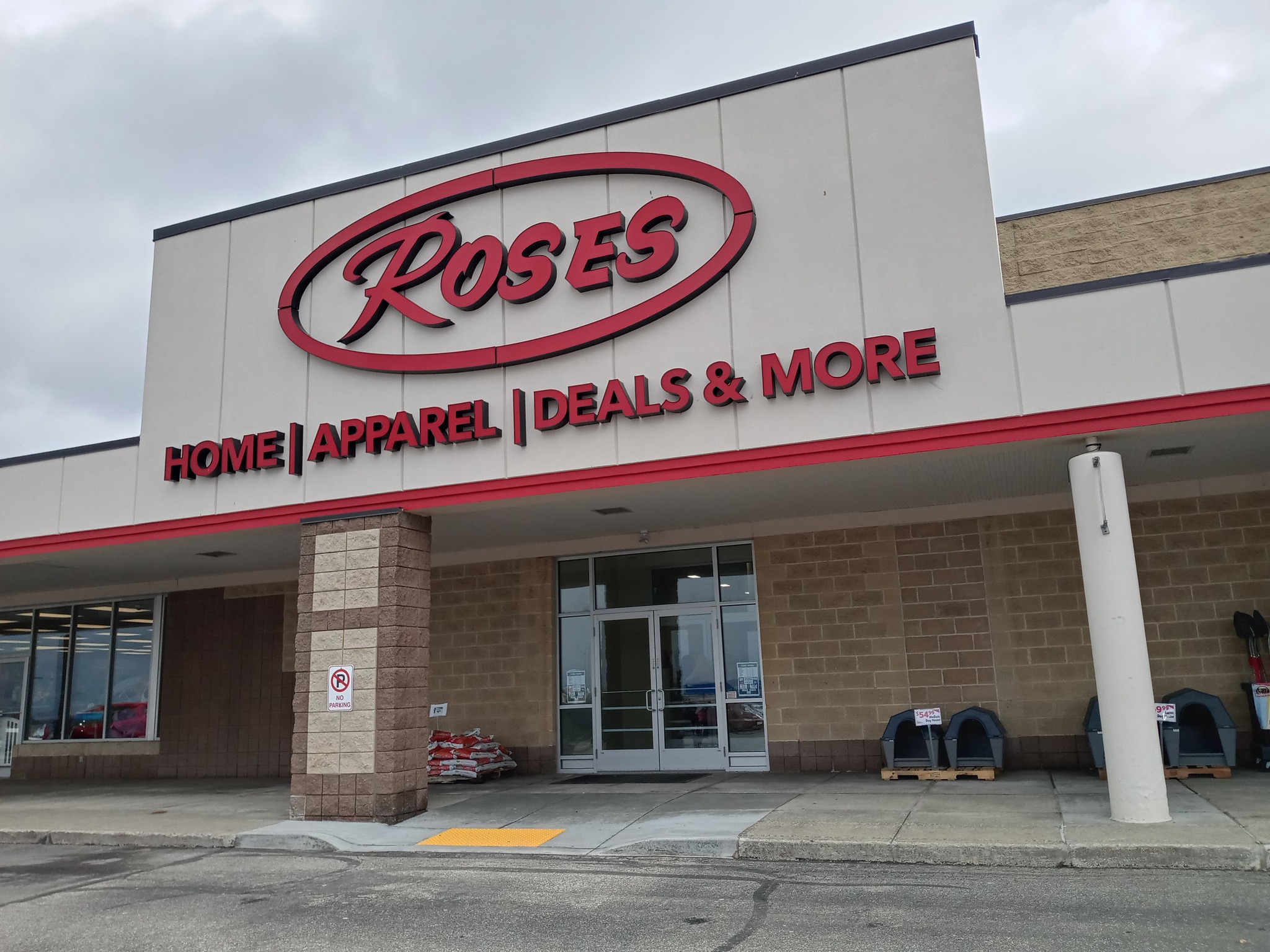 Roses Discount Store | Erie PA