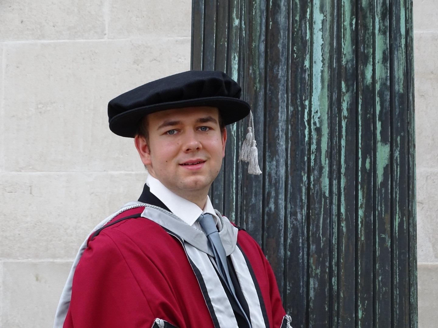 Dr Chris J Barnett - Tutor: Maths Physics and Sciences