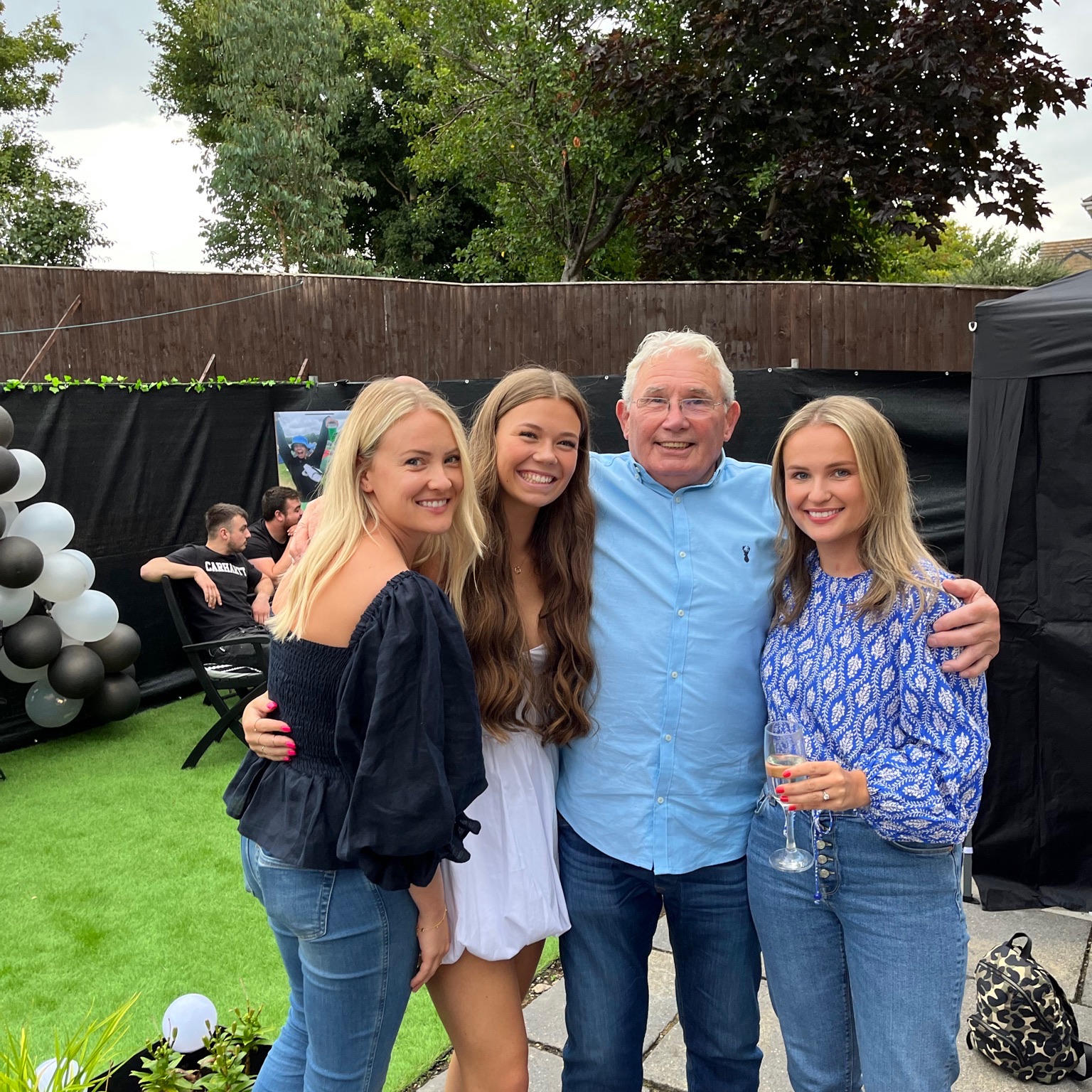 YappApp - Rob Burrow’s Dad Geoff Burrow Dies Leeds Rhinos: “It is with ...