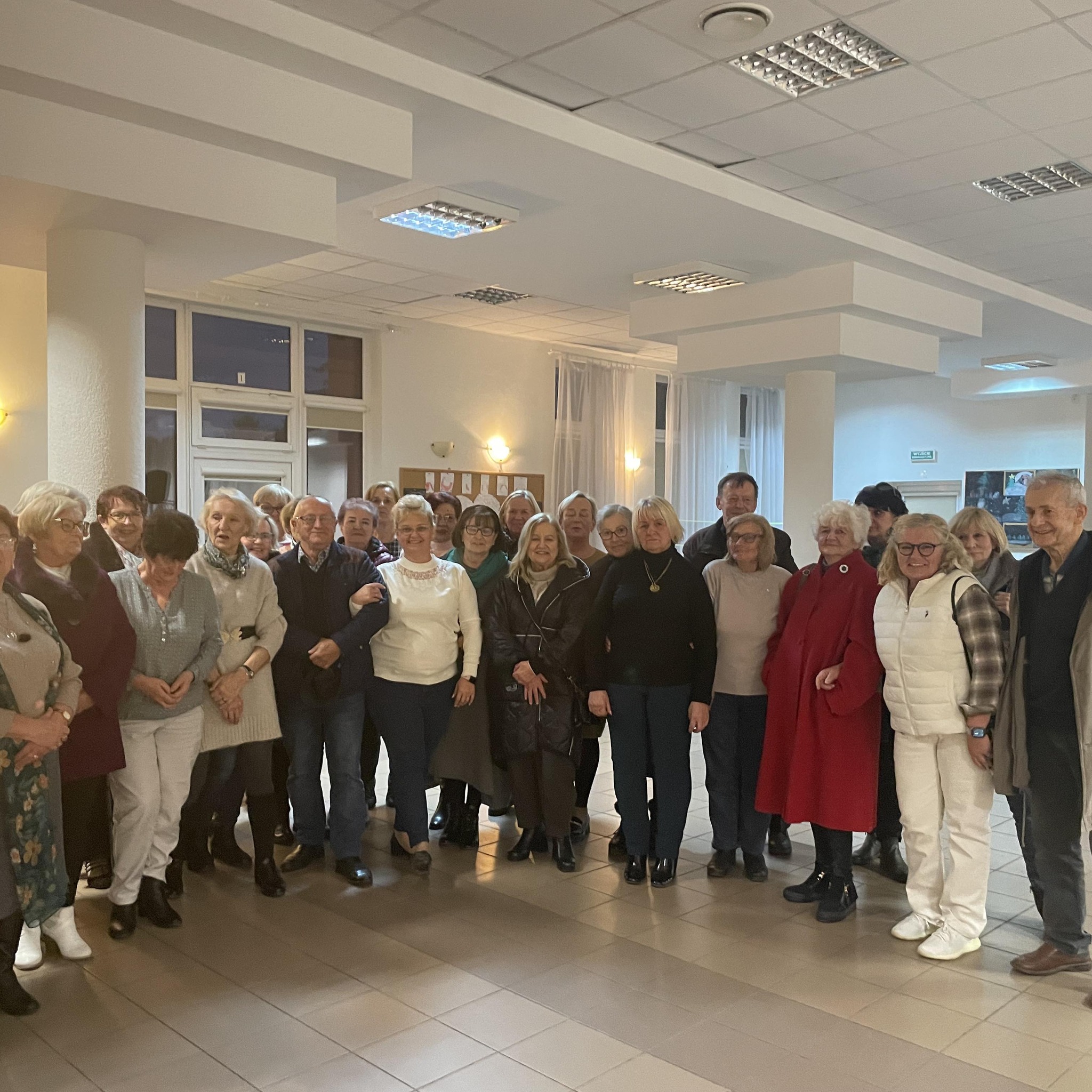 stowarzyszenie-senior-w-chrz-stawianie