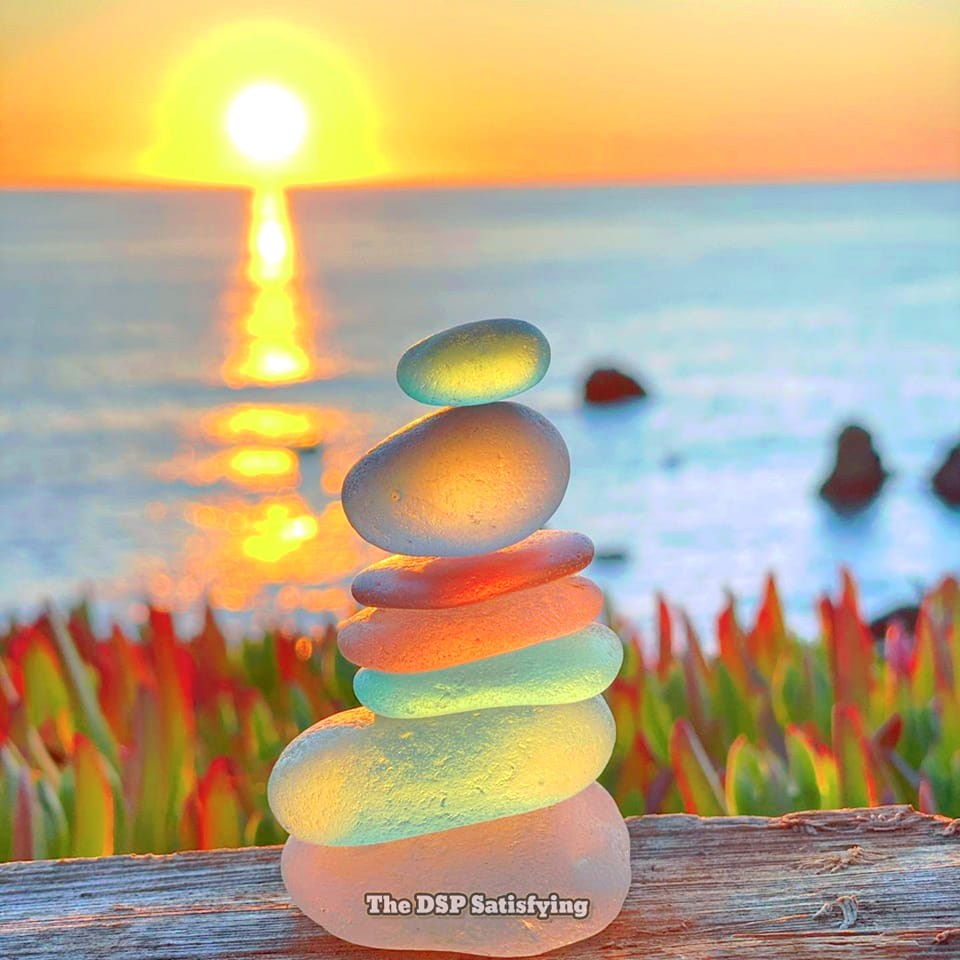 Watch the beads flow in reverse, stack into colorful rainbow towers ...