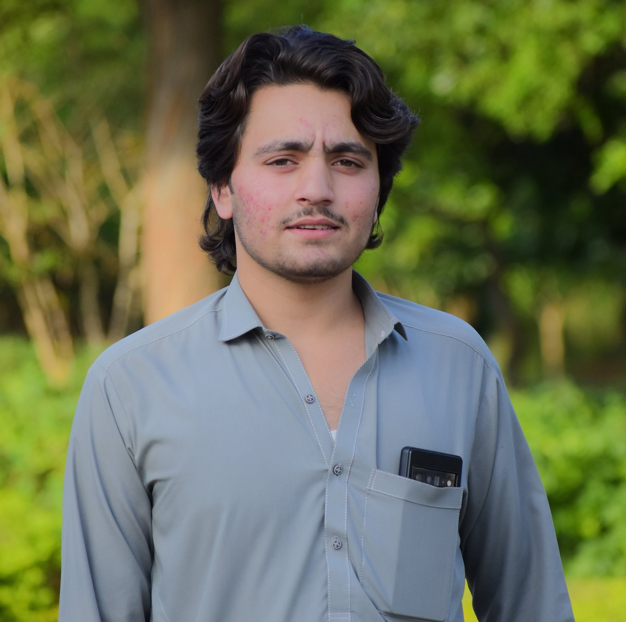 شہنشاہِ منسٹر تعمیرات گلگت بلتستان محمد نسیم خان داریل گبر کھٹی پر ...