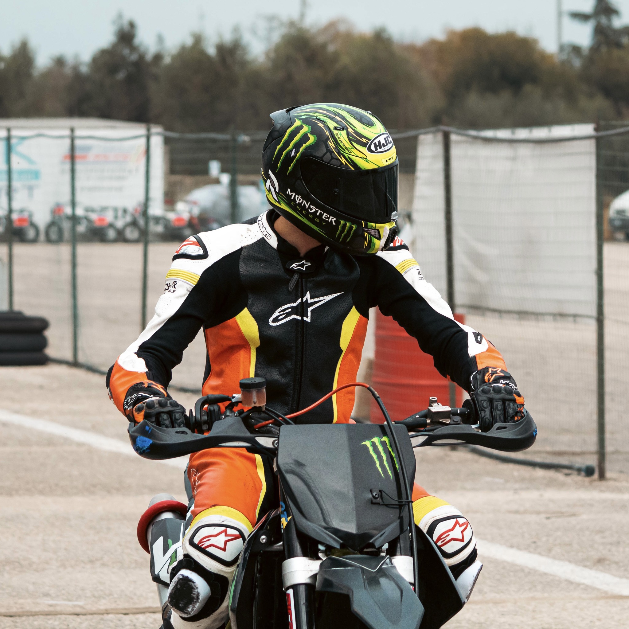 T-Shirt Moto Divertente 'Motivi Per Scendere Su Un Ginocchio' – Uomo Superbike