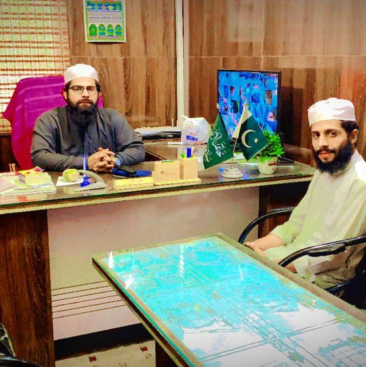 ڈگری سے پہلے ایمان ضروری ہے… کیونکہ اصل کامیابی اللہ کی پہچان ہے۔ 🤍