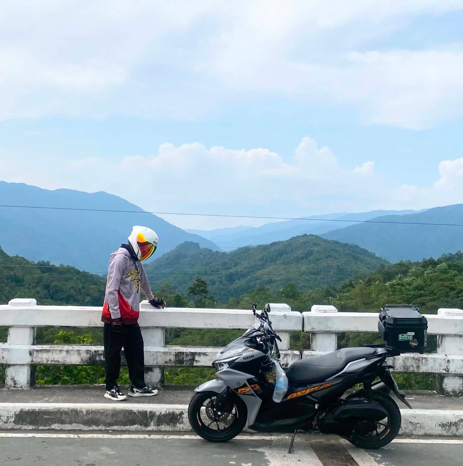 mabaho, mabaha, makalat, malubak at magulo. | Lotchi Moto