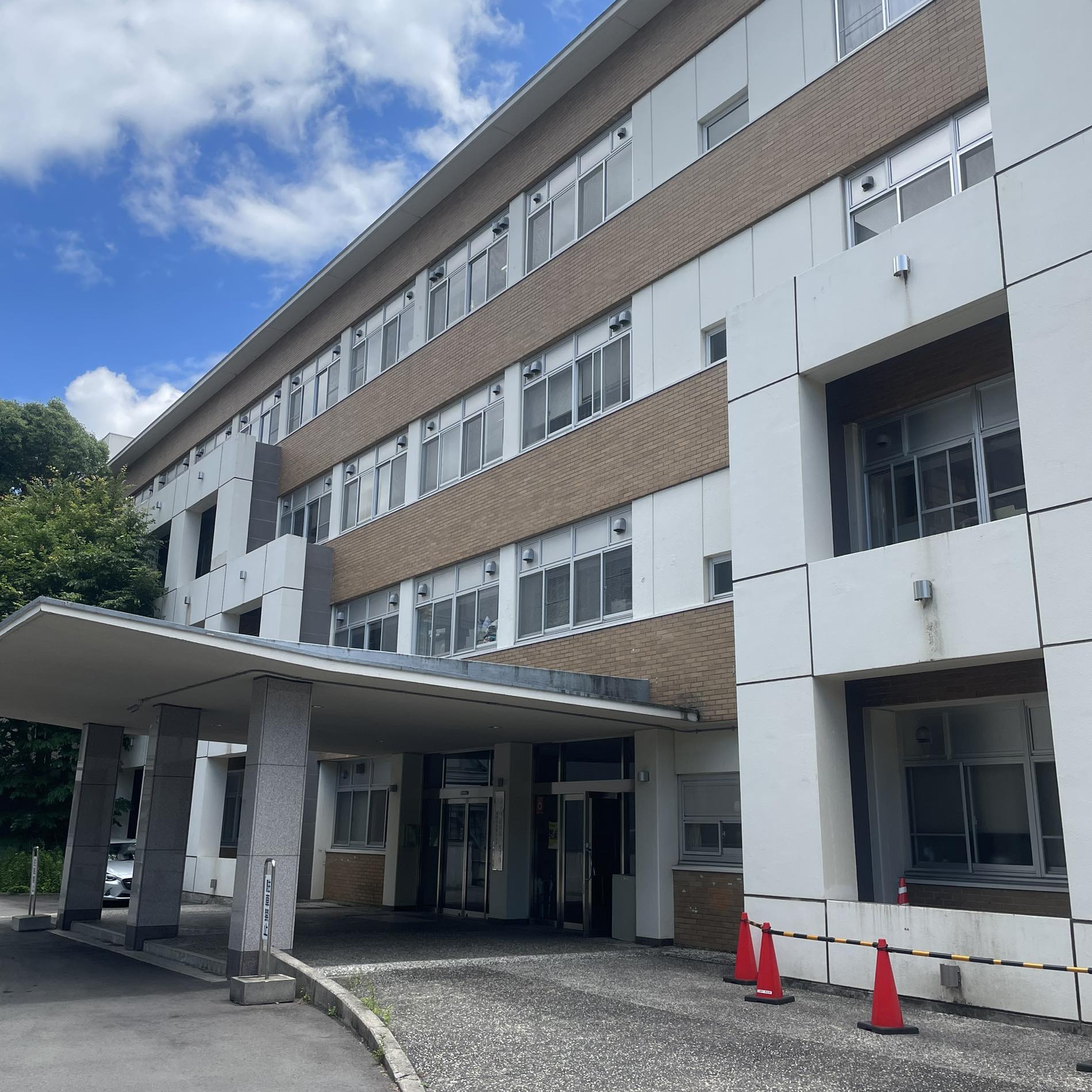 大阪大学文学部同窓会（待文会）