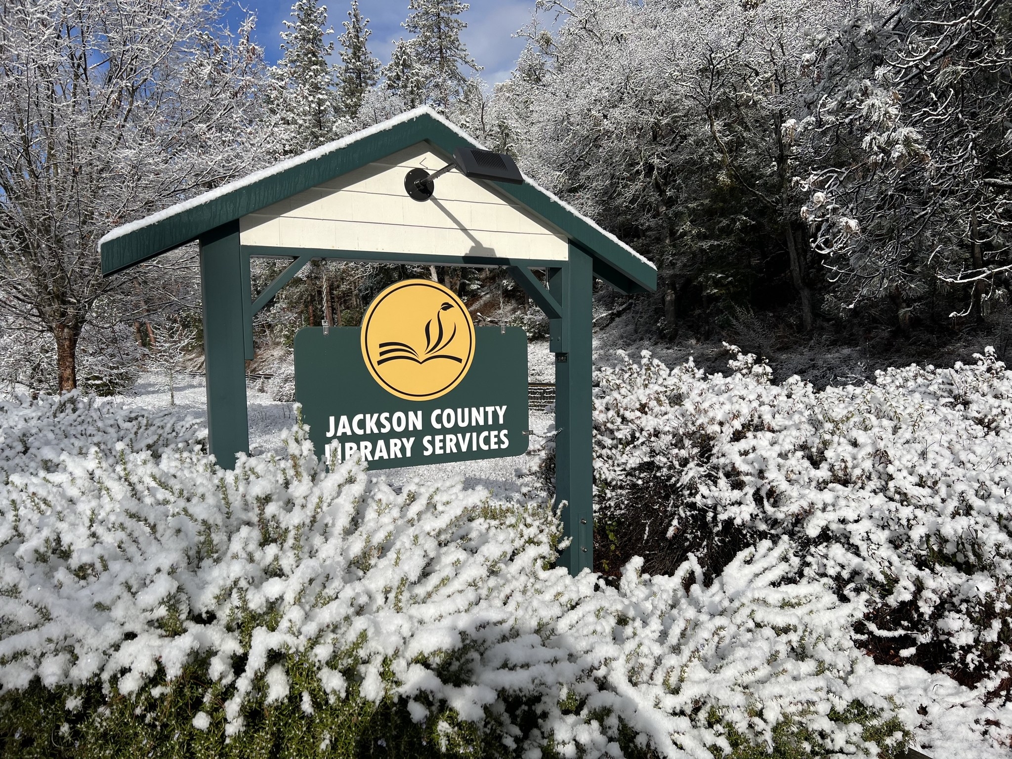 Friends of the Applegate Library