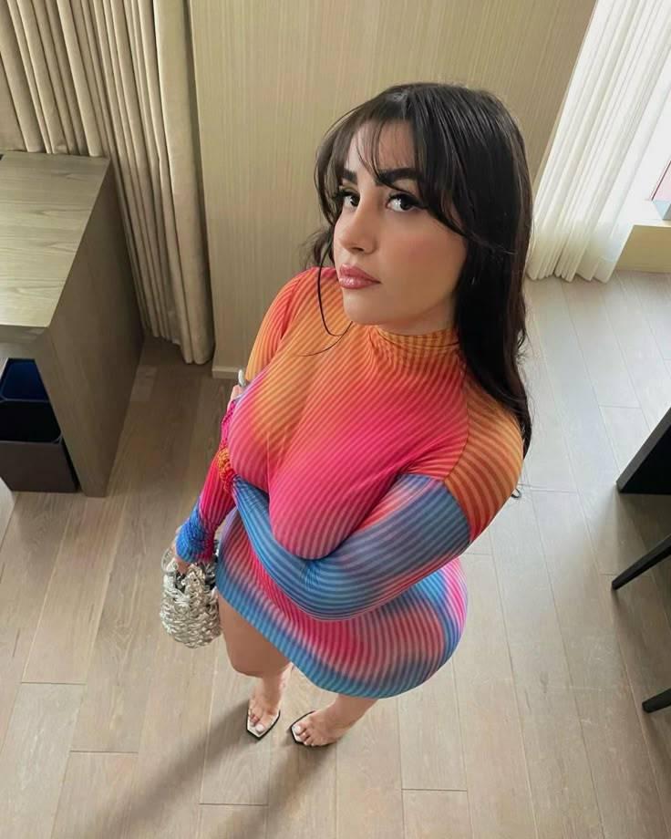 Amelia Curvy private page