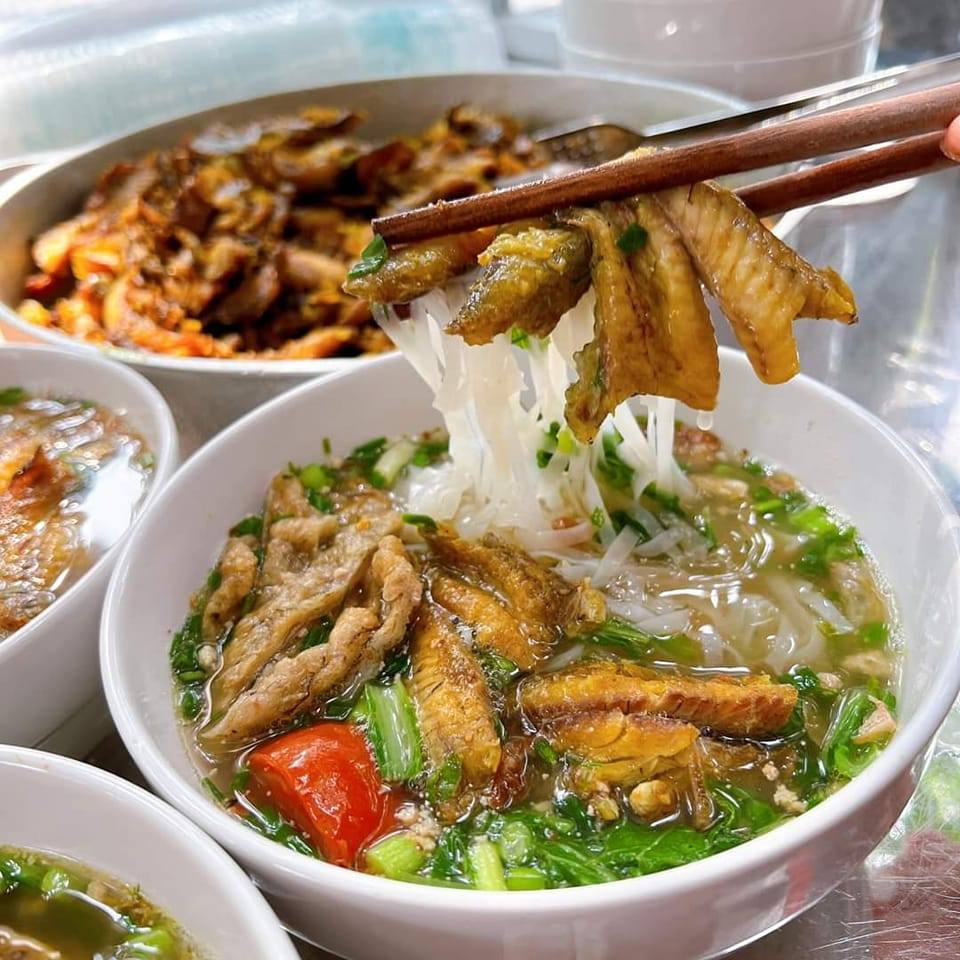 Bánh đa cá rô đồng - 137 Lê Mao kéo dài - TP Vinh