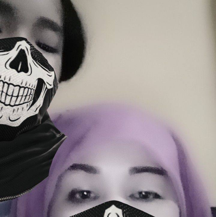 Pon dan pahing.. sing siji meneng nahan lara, sing siji keras ...