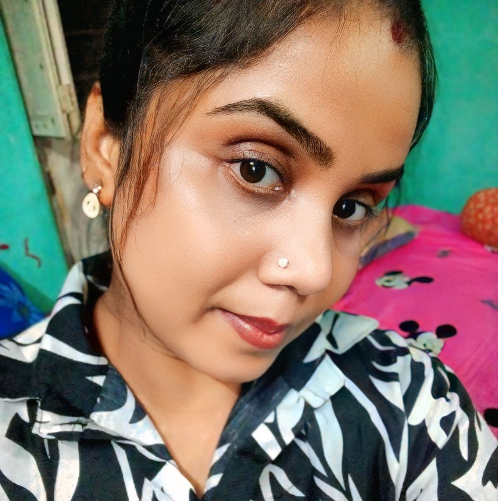 Gore gore mukhade.....💋💯 | Jaya Yadav Real | Facebook