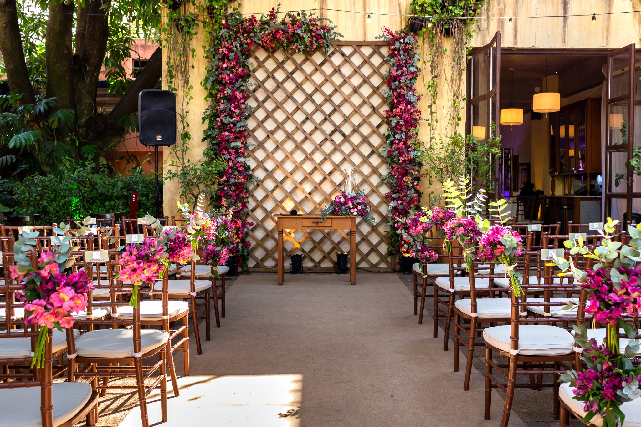Cursos de Decoração Floral para Eventos - Adriana Cristina Dias de ...