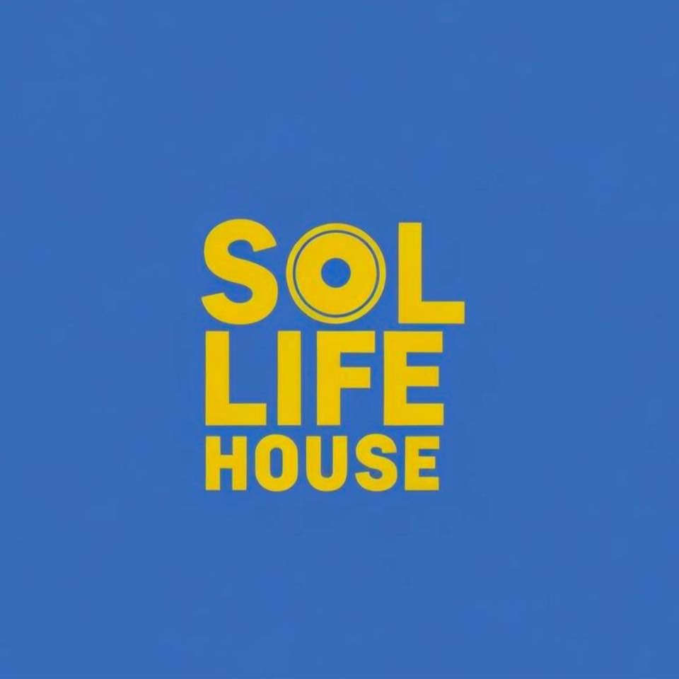 Sol Life Underground House