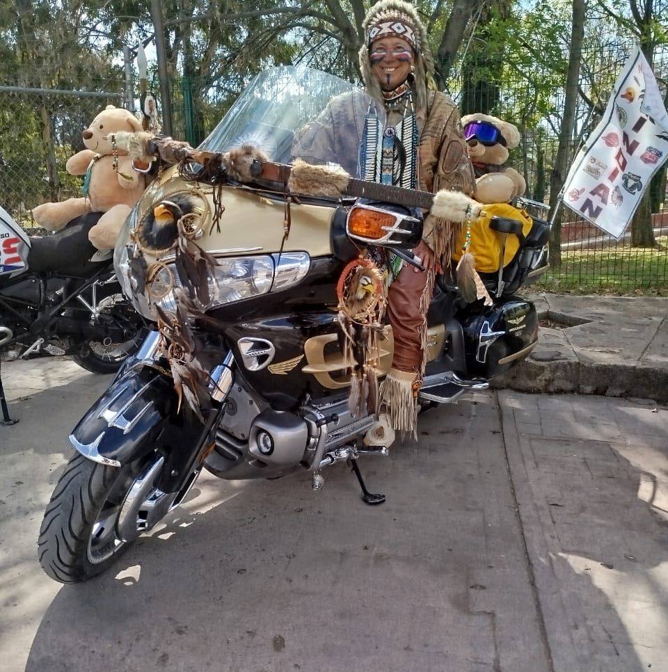 Apache Leyva