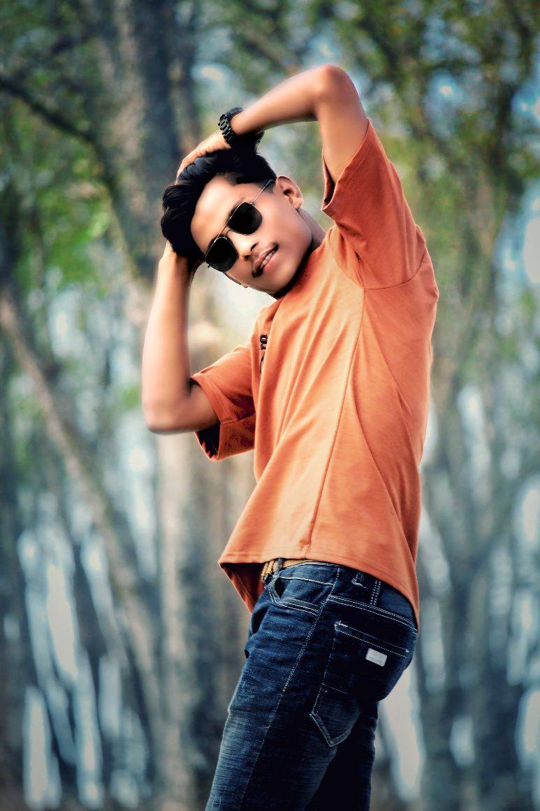 R N Robin Vai