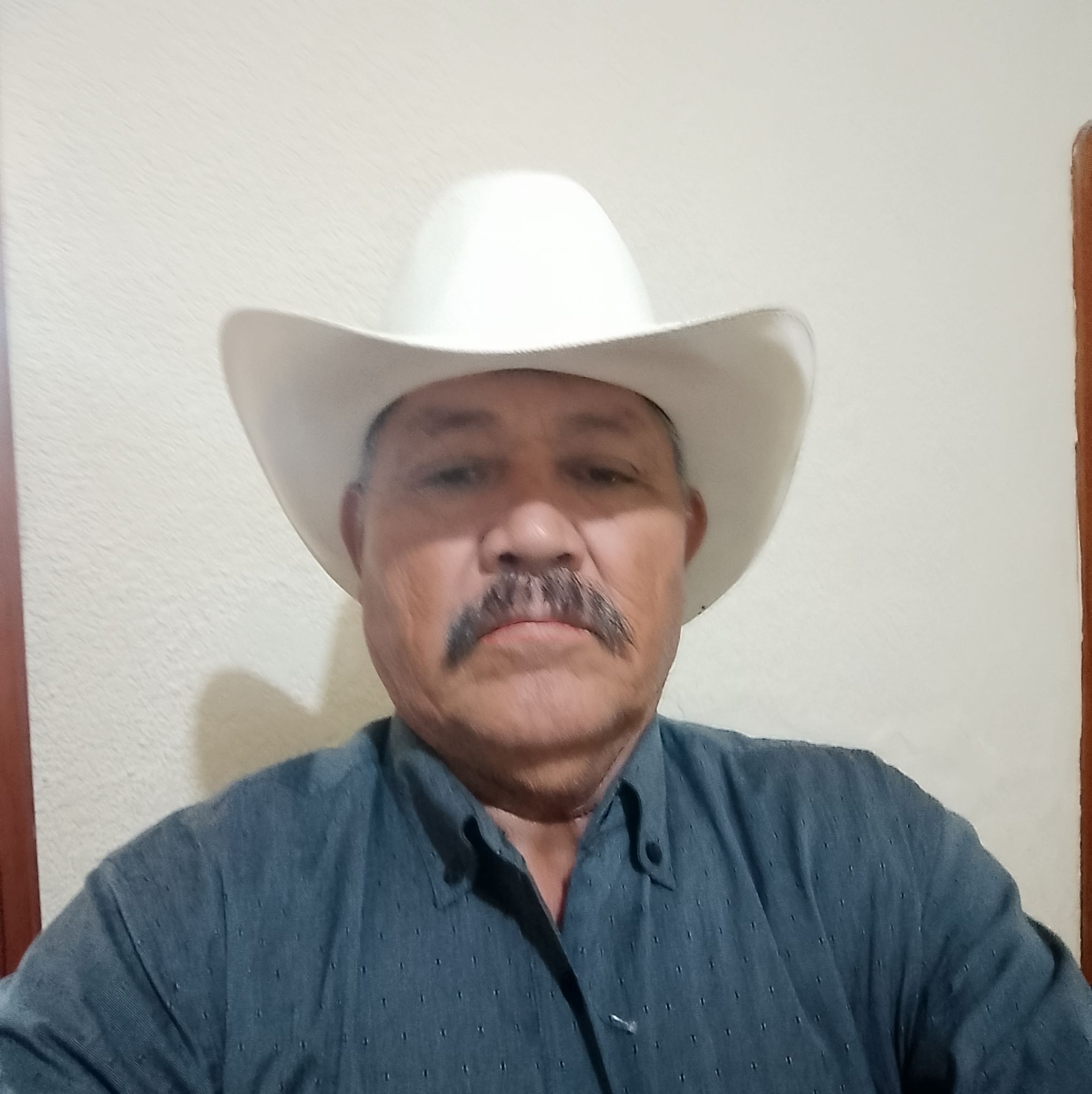 Quien más anduvo o aún cuida chivas en el rancho.🤠😍 | Orgullo Ranchero