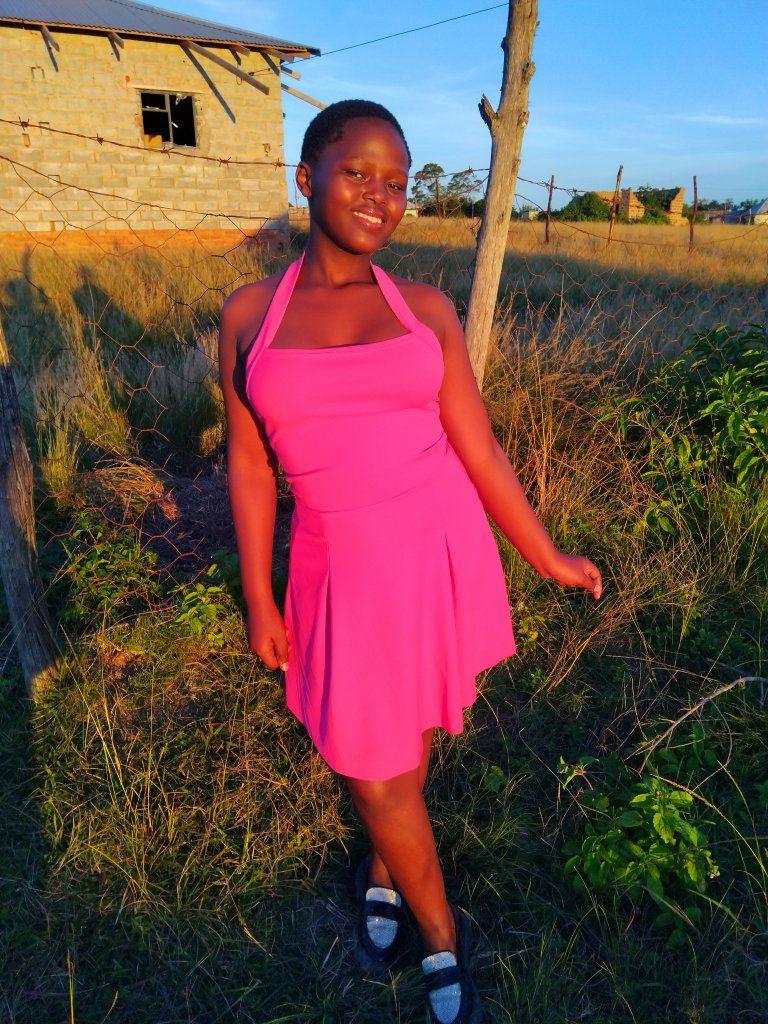 Alinge S Makhiwa