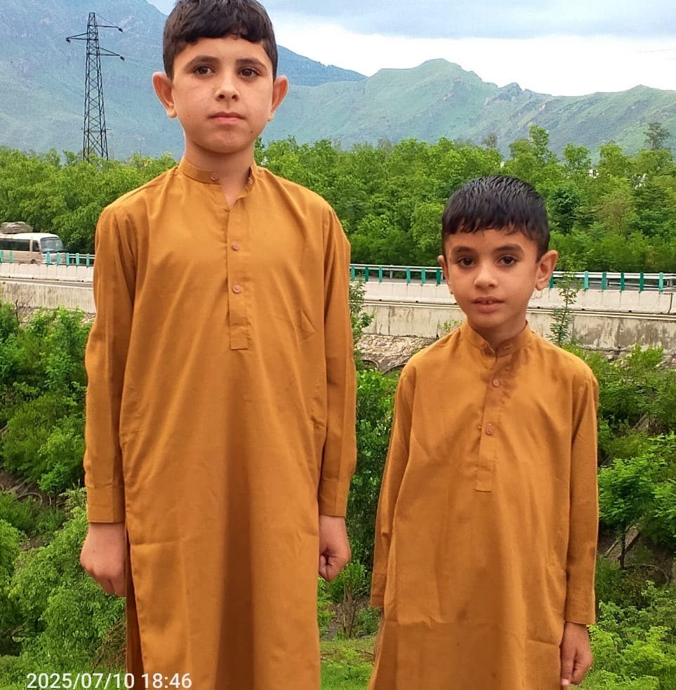 Ye Kya dikha rhi hu hmen hum shreef aadmi hen #kalabrand #kala #itskal ...