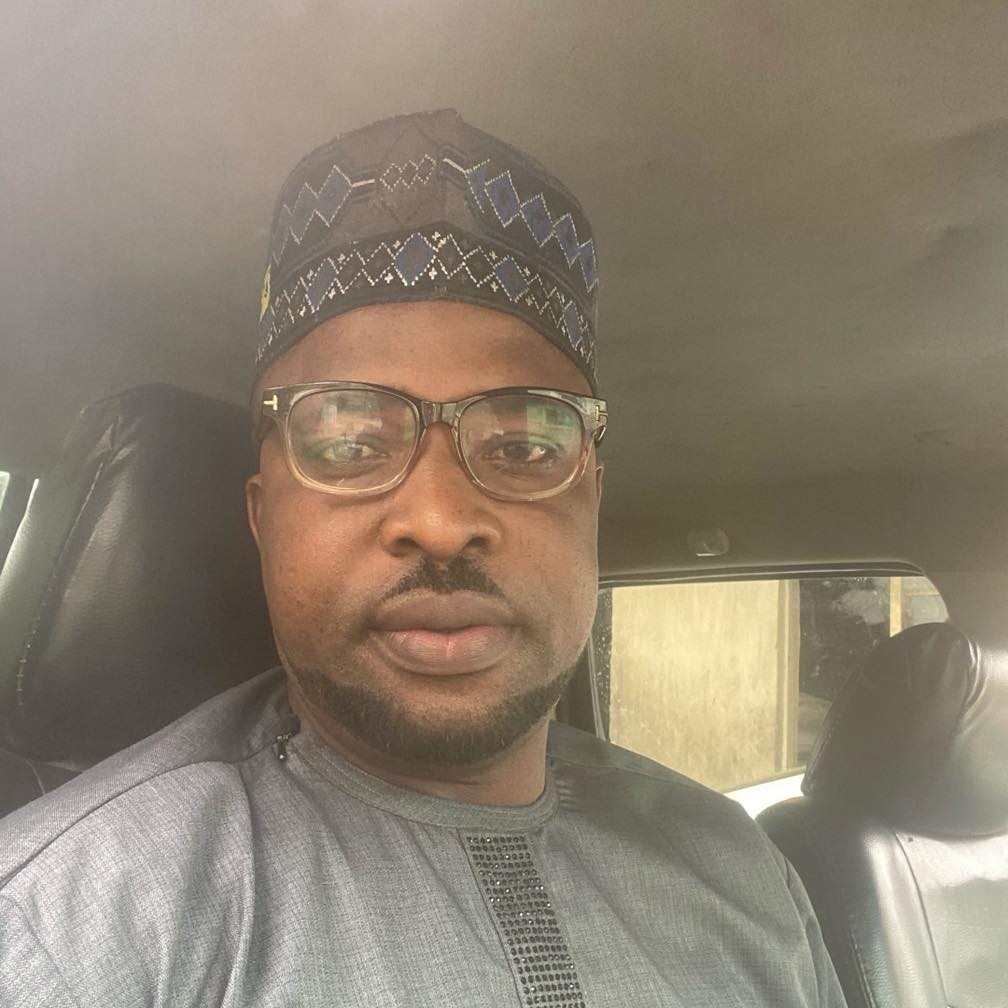 moment-baba-ijebu-leaves-venue-of-his-birthday-in-his-rolls-royce