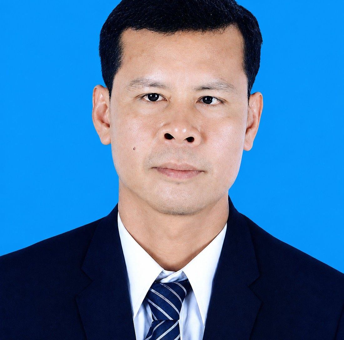ឯកឧត្តម ប្រាក់ សុខុន បានធ្វើដំណើរទៅដល់ទីក្រុងឡាអេនៃប្រទេសហូឡង់ហើយ ...