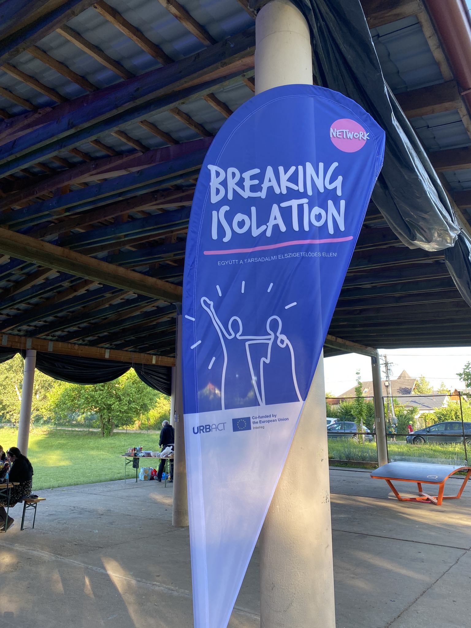 Breaking Isolation - FÓT