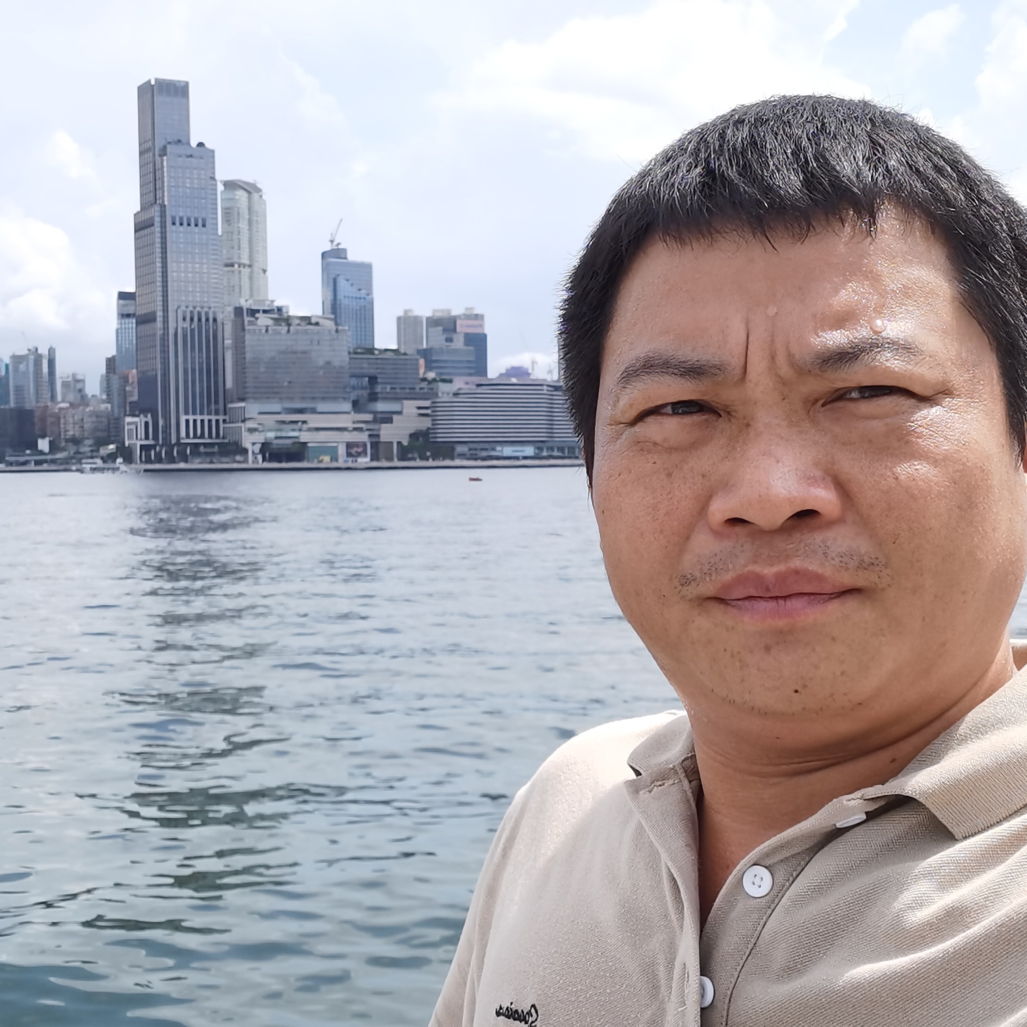 堀尾 昌志
