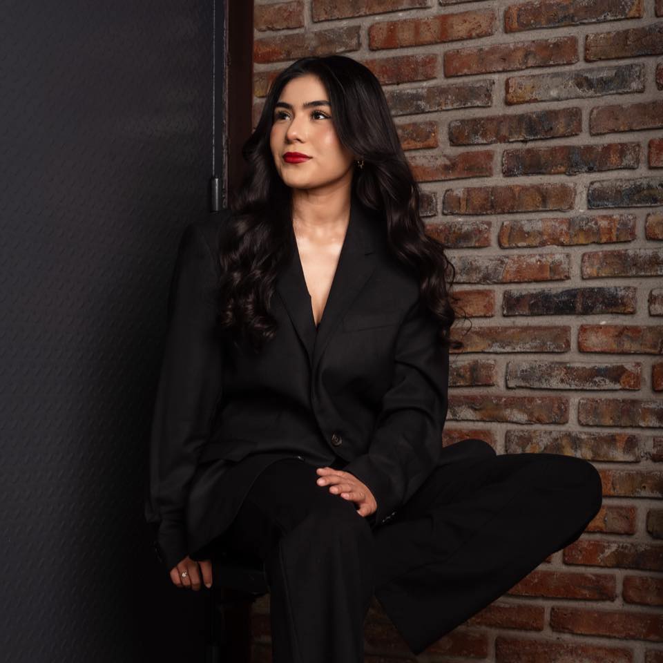 Asesora Isabel Melo