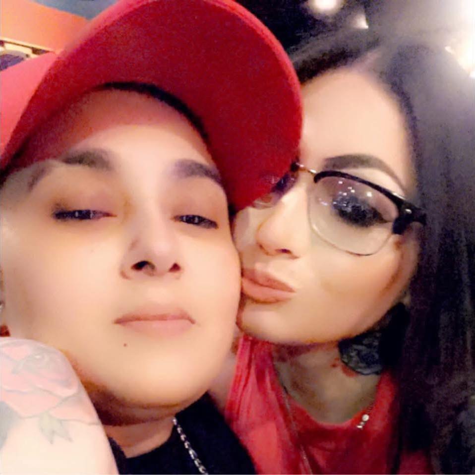 I'm truly sorry for posting my lesbian cats after a truely intimate ...