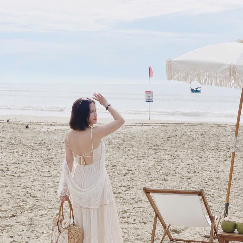 Nhặt được em rùa nhỏ từ một quán ăn gần chợ. Có lẽ em ấy đã phải dùng ...