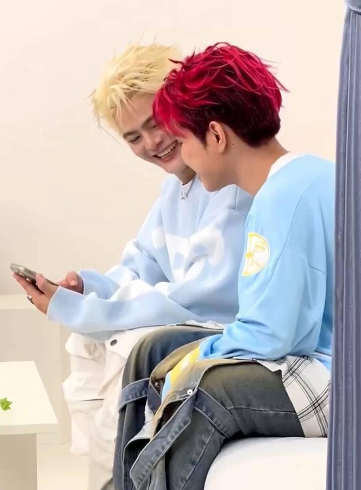 Tình yêu nhỏ dành cho otp Rhycap