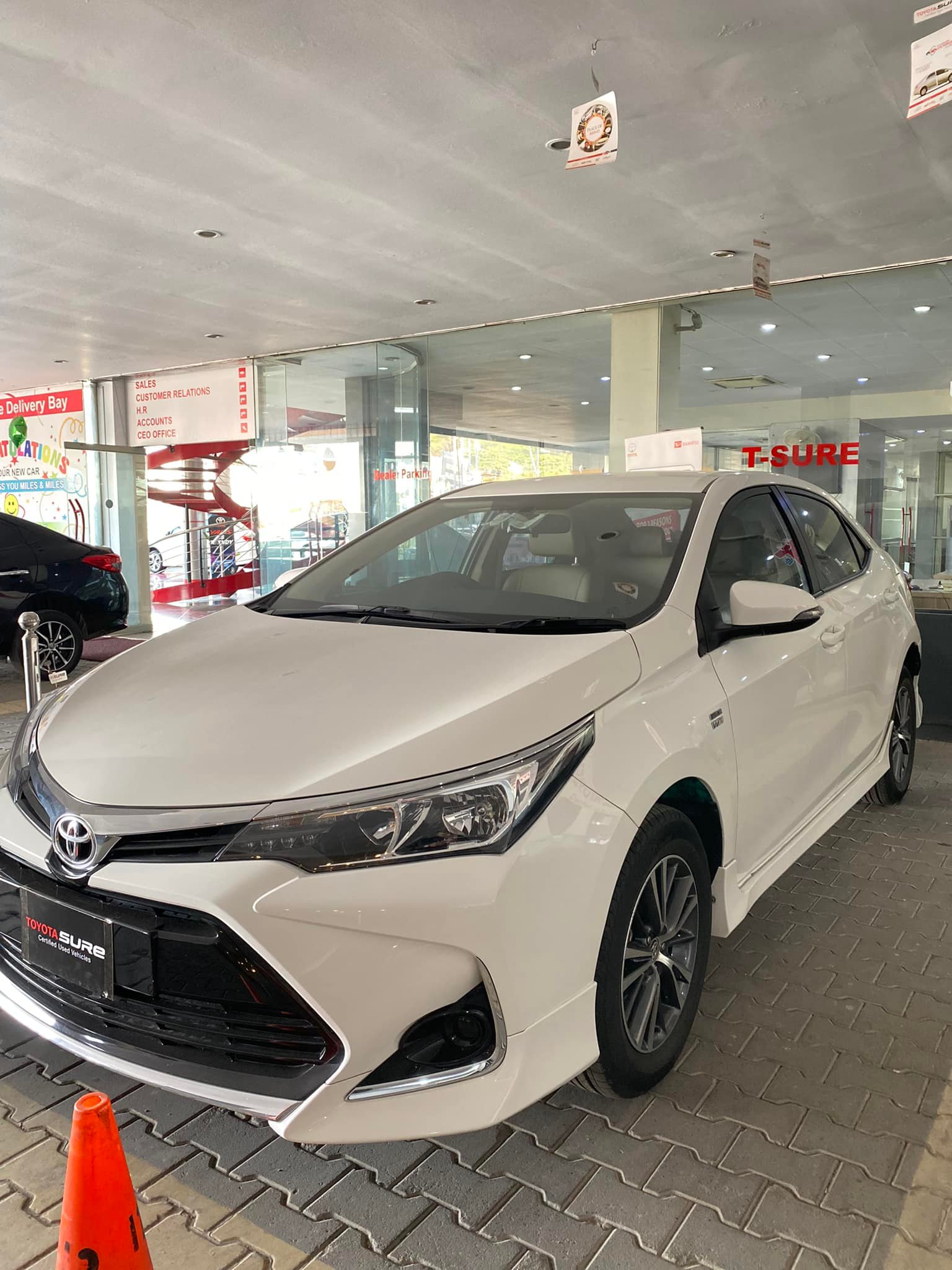 Toyota Corolla X Altis 1.6 A/T... - Toyota Azad Motors
