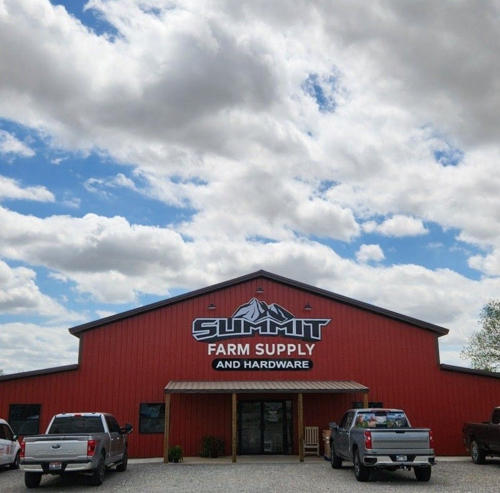 Summit Farm Supply & Hardware | Rector AR