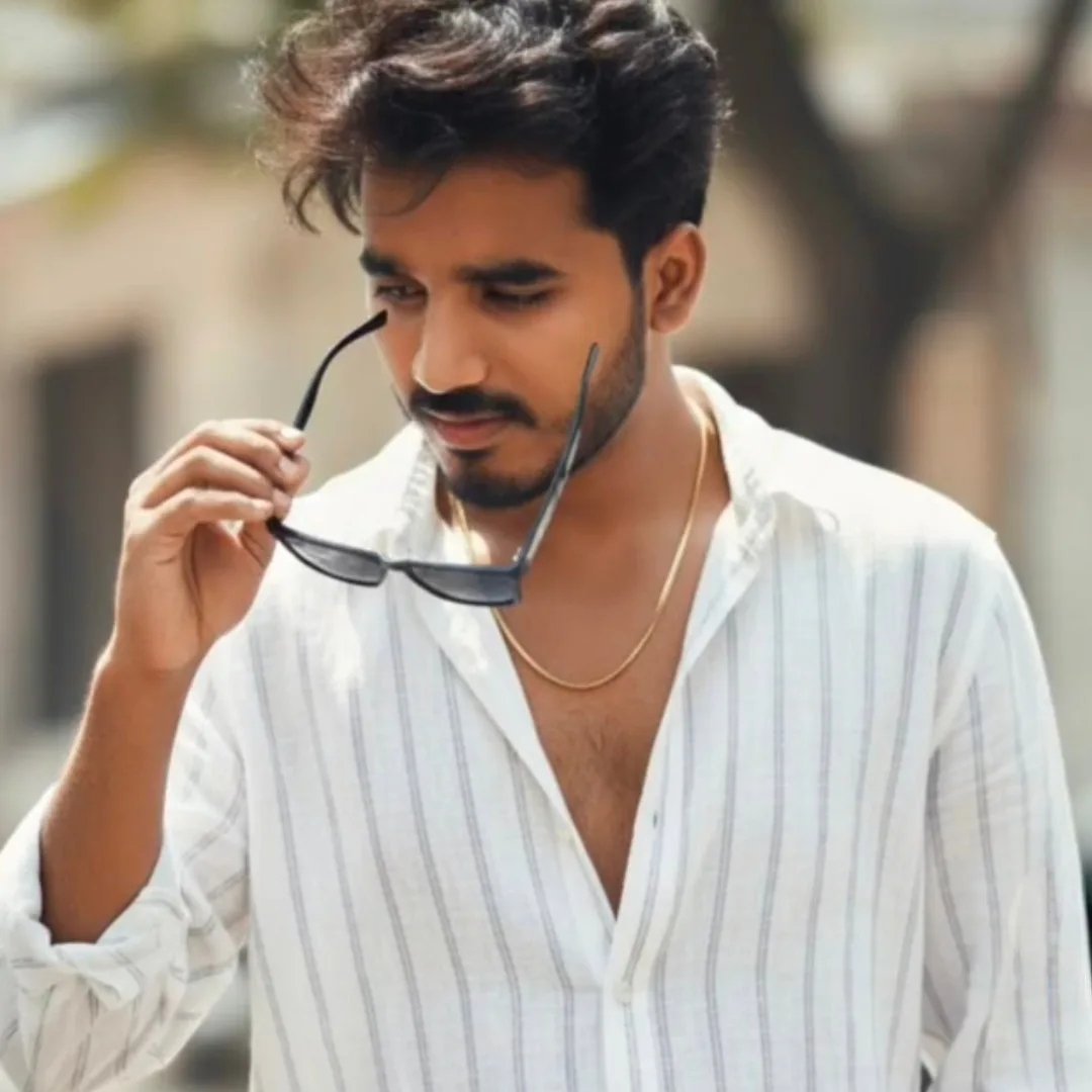 #lovrstory ️ #moneymindset #erning #explorepage | Mullangi Manoj Kumar