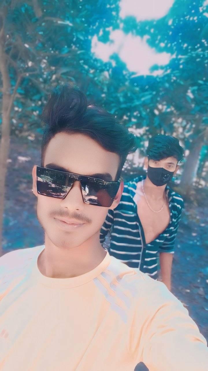 Roni khan