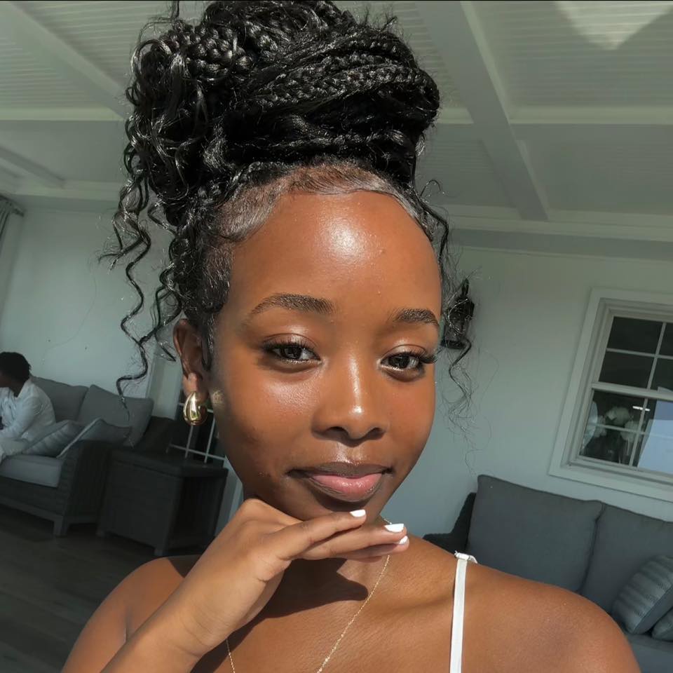 Tracy Theuri