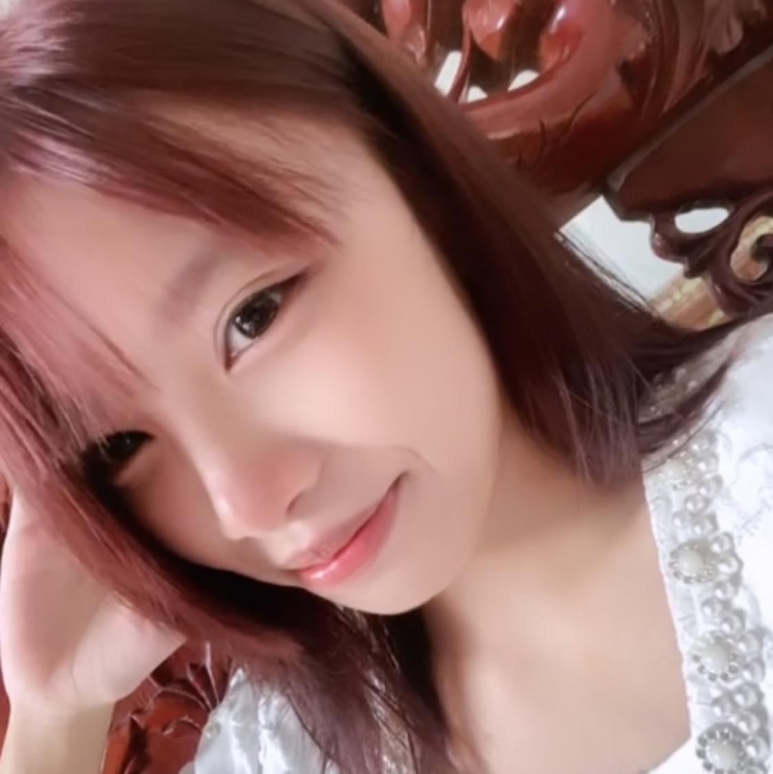 Tự học makeup - Tips làm đẹp | Em đánh nền nnay ổn không ạ | Facebook