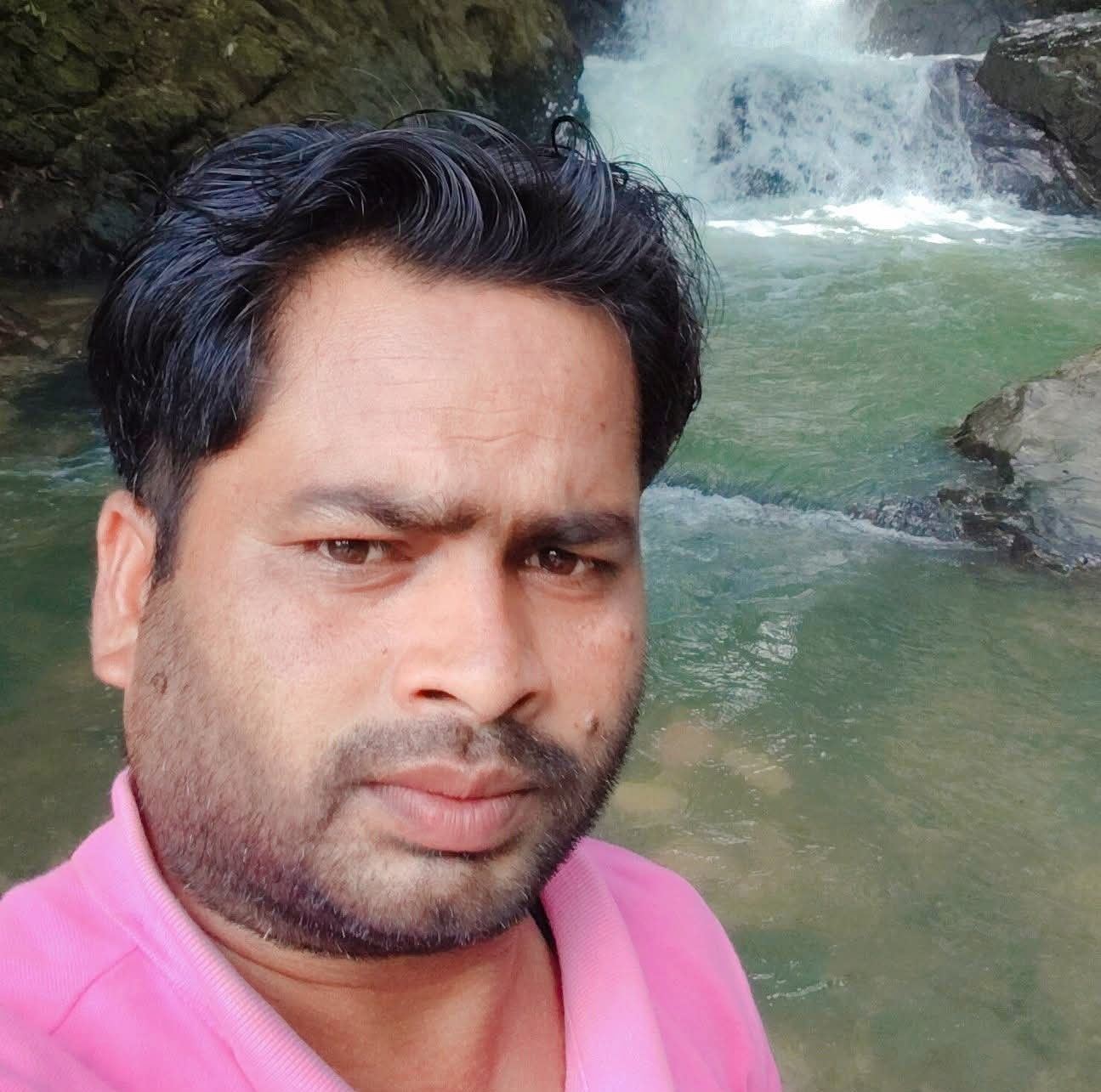 Tree cuting machine good work | Manoj Kumar Mahto