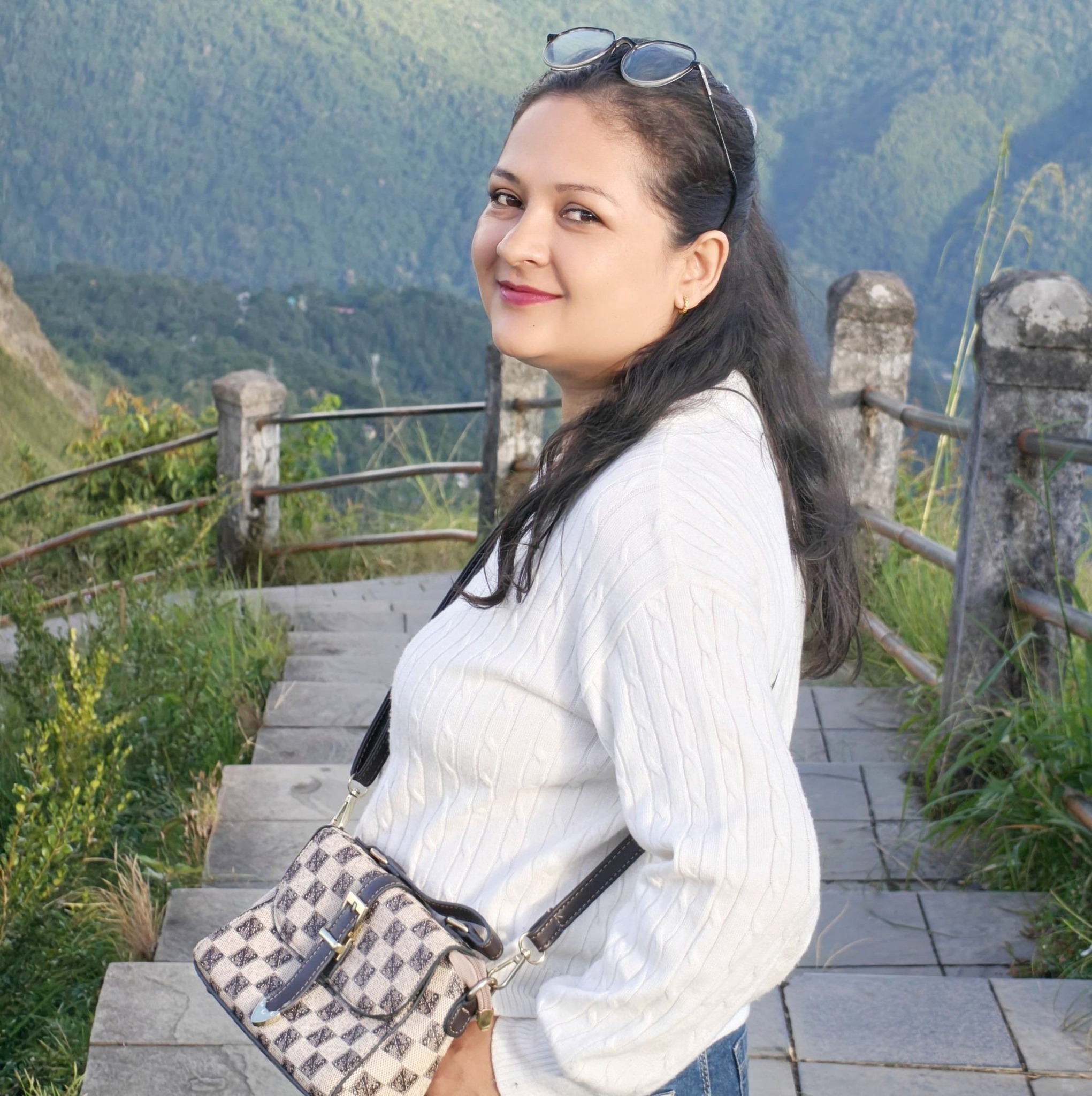 Divya Aashna