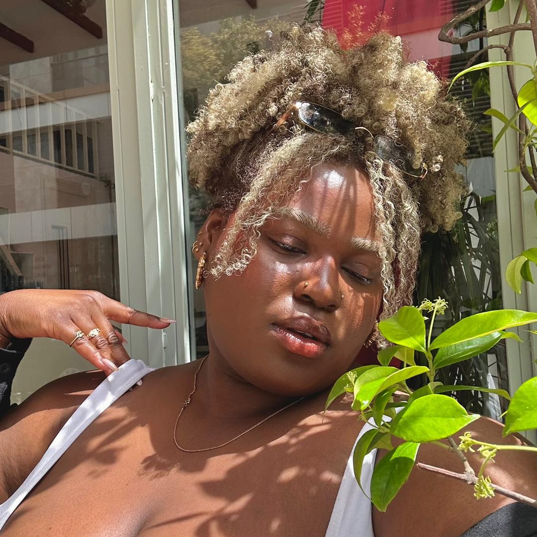 Naomi Native