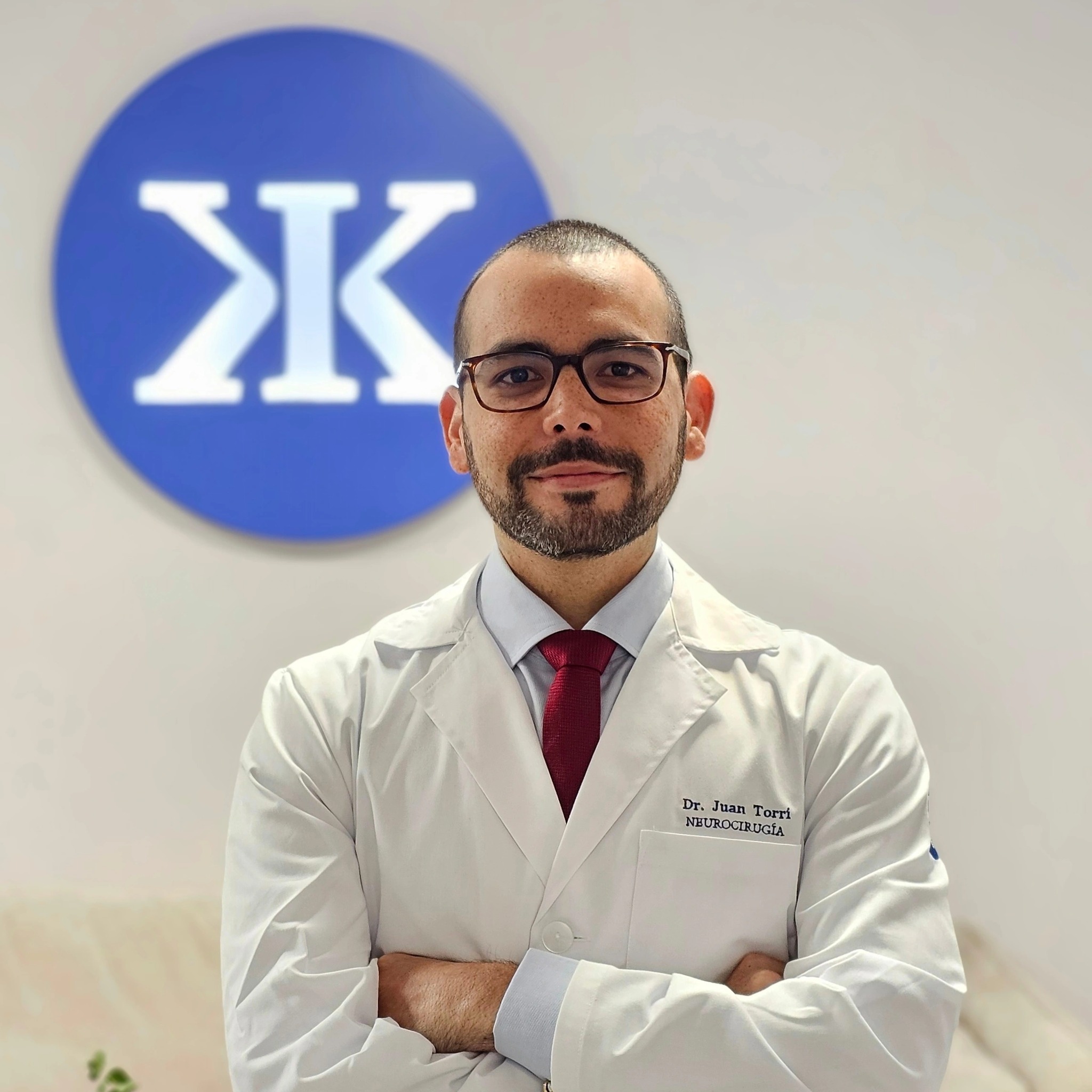 Dr. Juan Torri / Neurocirugía | Oviedo