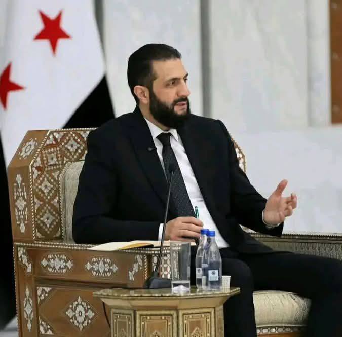 اليوم معنا الصبّاحة، ابن الصبّاحة، الدوشان الأملحي، جلده يحكّه. قال ...
