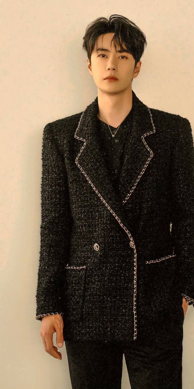 王一博- 王一博added a new photo.