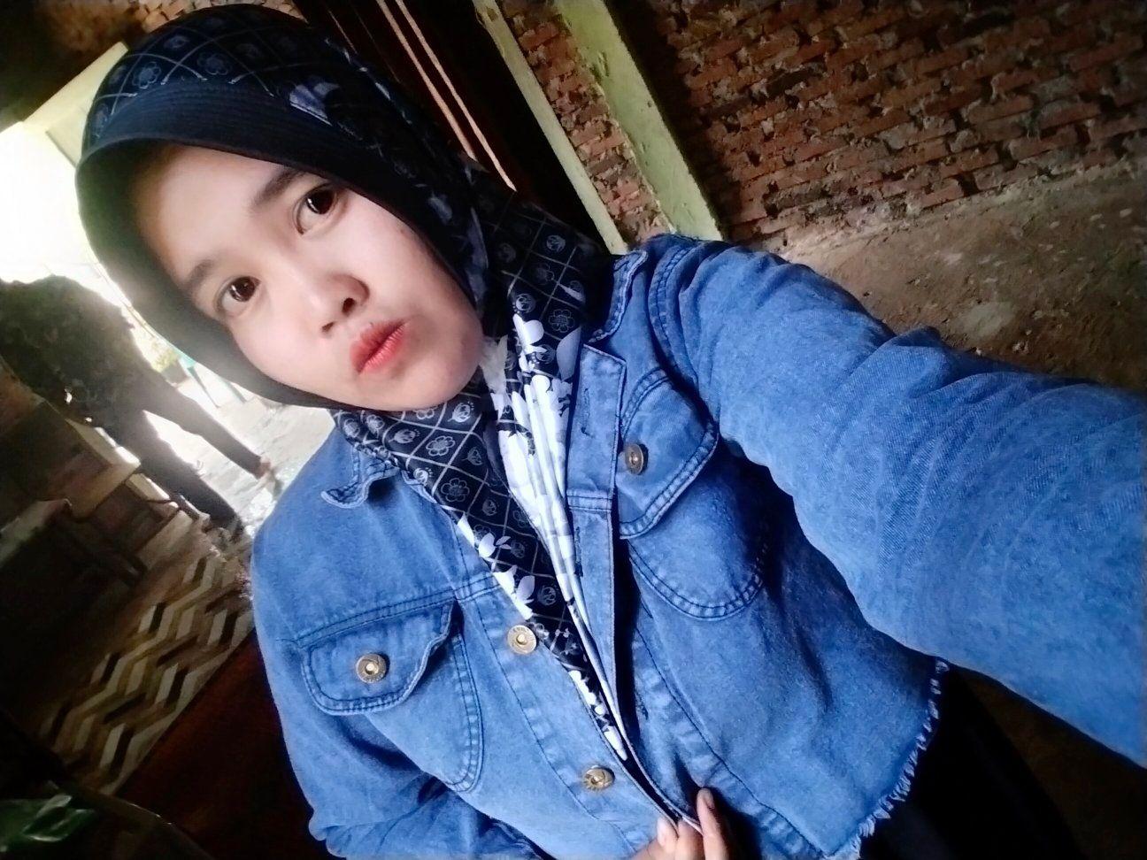 Whenty Deffa Swf