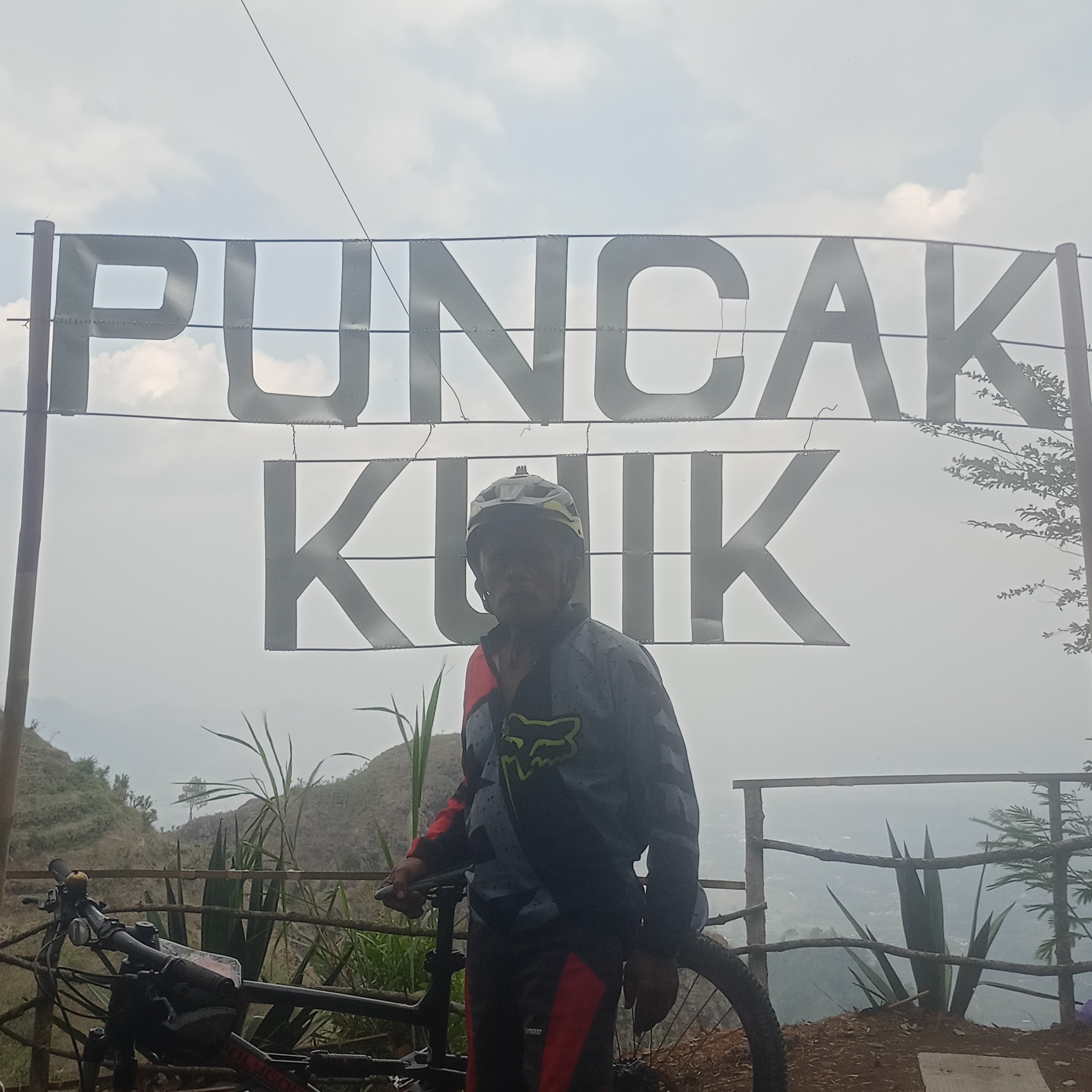 New Release Roadbike PACIFIC FACTOR ELITE Harga 9jt an* Spesifikasi ...