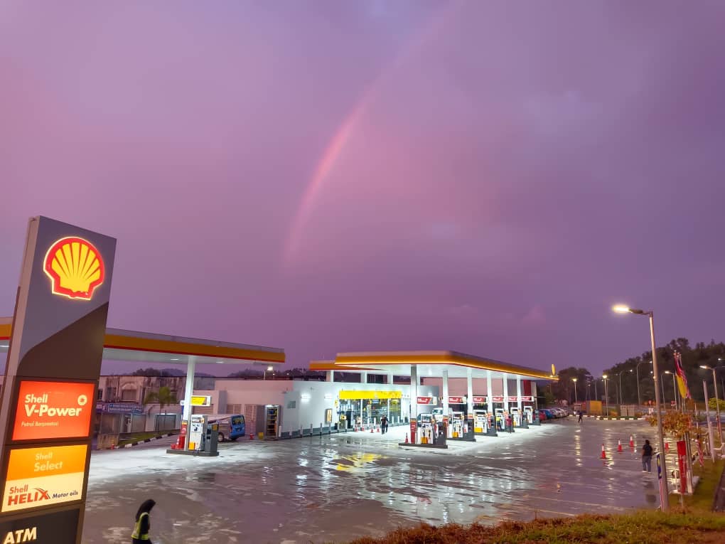 Tertanya-tanya macam mana nak fuel up dengan BUDI95 di stesen Shell ...