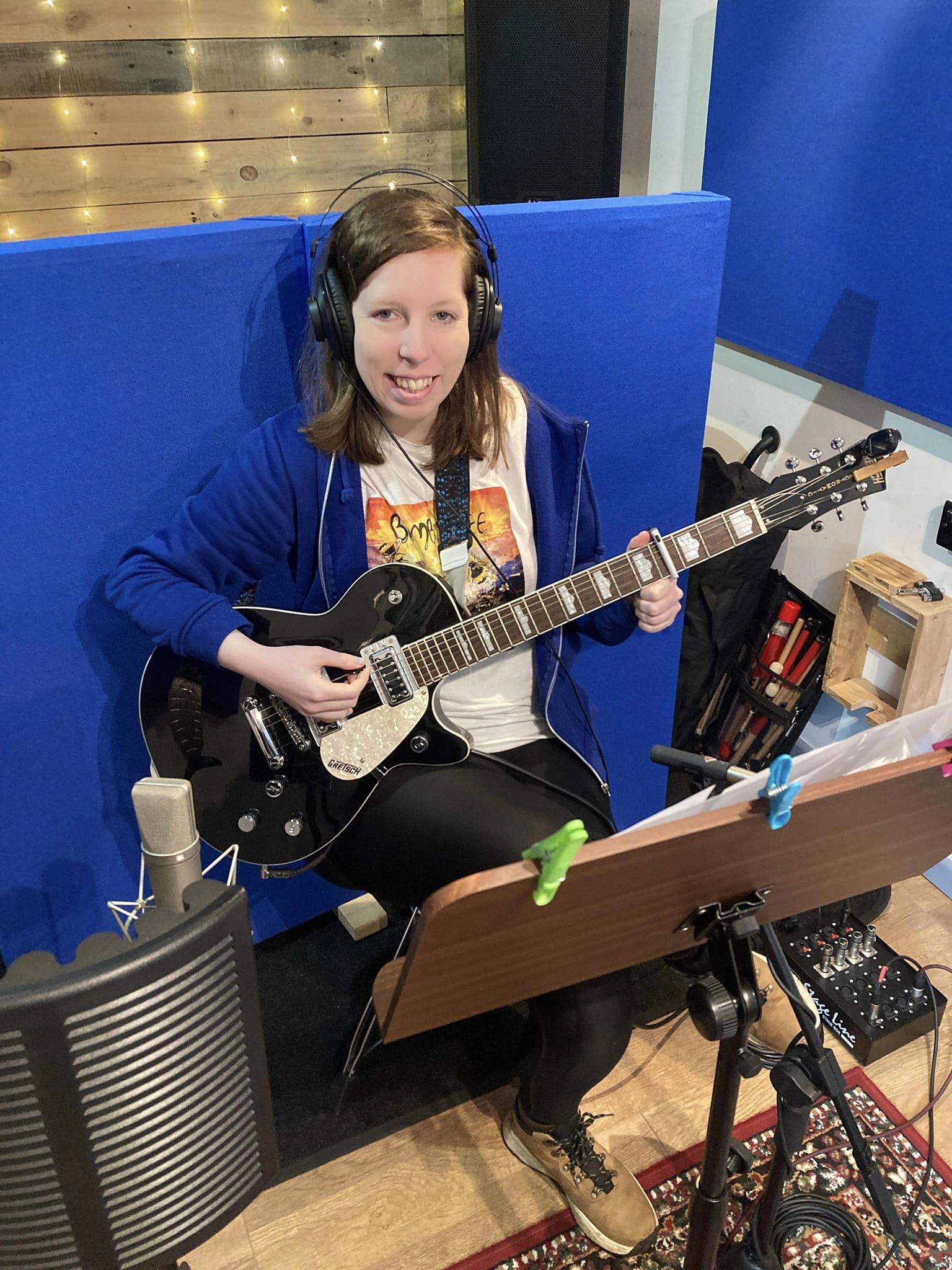 Becca Huggett - Singer