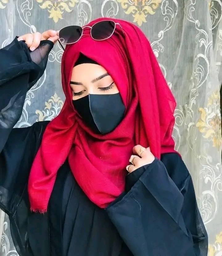 Ayesha R