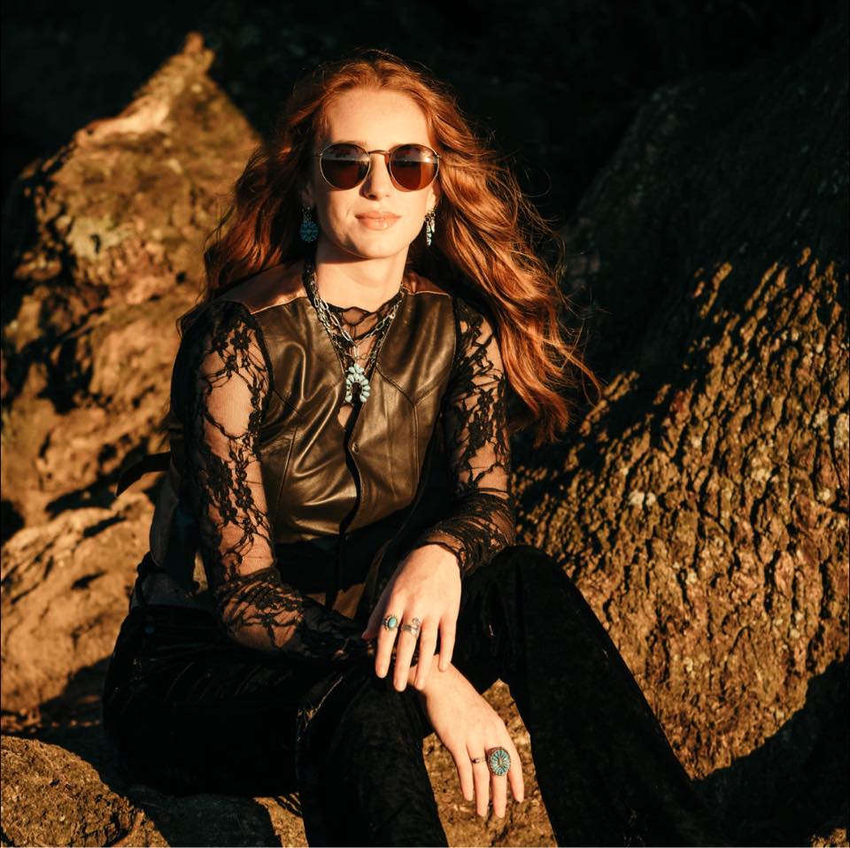Anna Hand