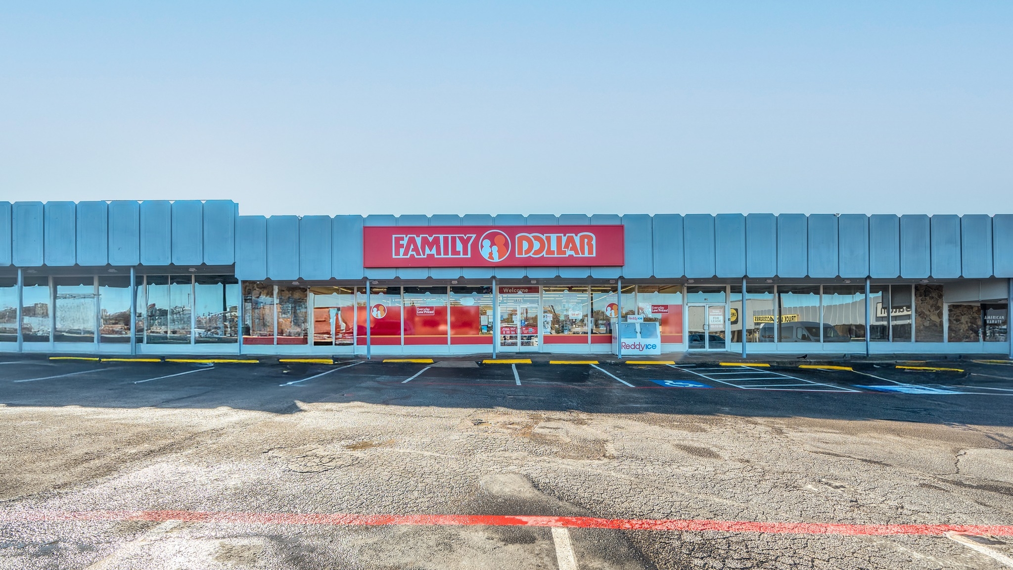 Benbrook Shopping Center | Benbrook TX
